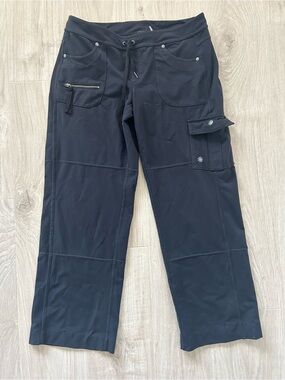 Athleta Bettona Boyfriend Jogger / Cargo Pant Medium